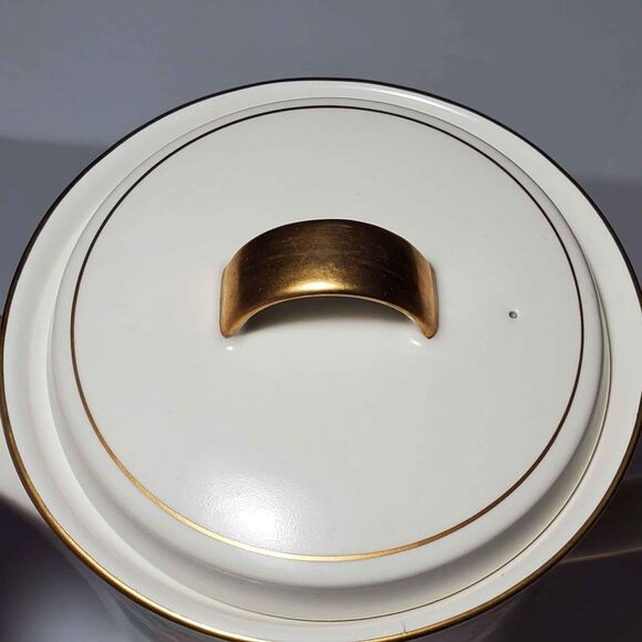 Mikasa Holiday Bloom Coffee Pot Poinsettia Christmas Winter - Picture 9 of 10